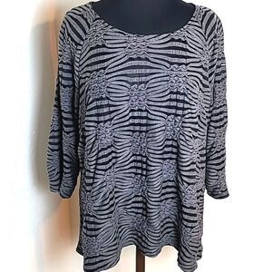 Dressbarn Gray & Black Pullover Top with Designs, Size 2X